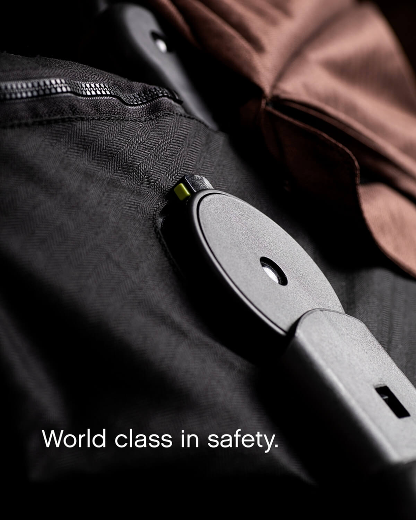 mountain-buggy-carrycot-plus-urban-jungle-Heritage-Mustang-World-class-in-safety.webp