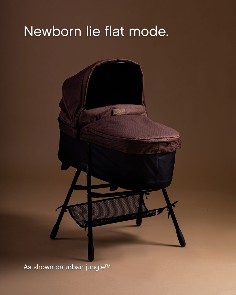 mountain-buggy-carrycot-plus-terrain-heritage-Mustang-Newborn-lie-flat-mode.webp