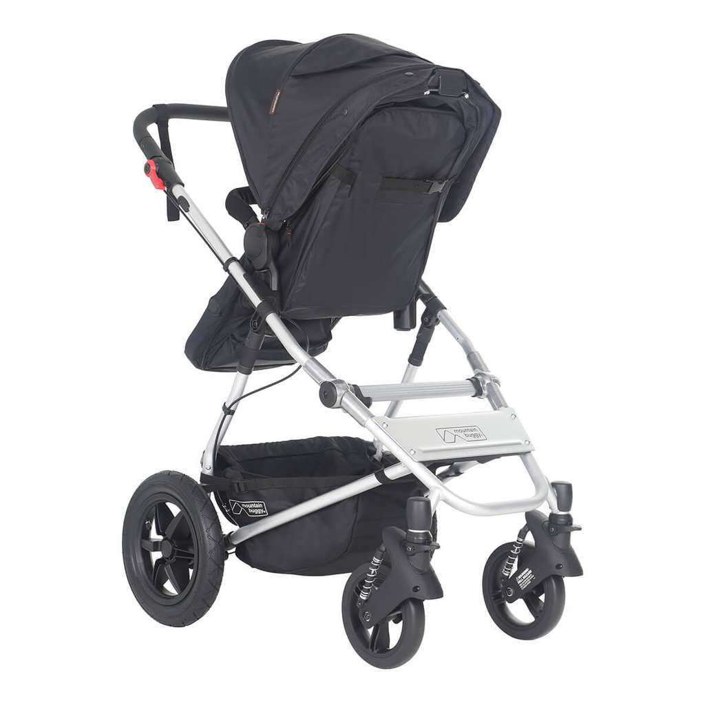 cosmopolitan 2022+_3QTR_parent facing seat_1200x1200px.webp